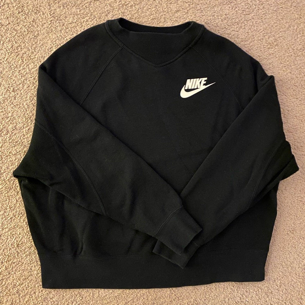 Nike sweatshirt